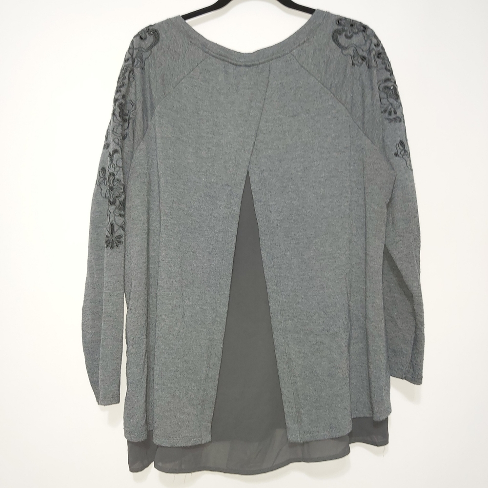 Torrid,  Grey, Long, Sleeve, Back Cap.